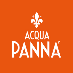 logo da marca acqua panna em laranja no fundo branco