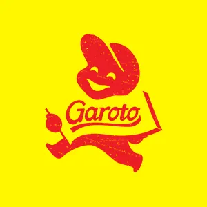 logo da marca garoto em vermelho com ilustração de menino com boné em fundo amarelo